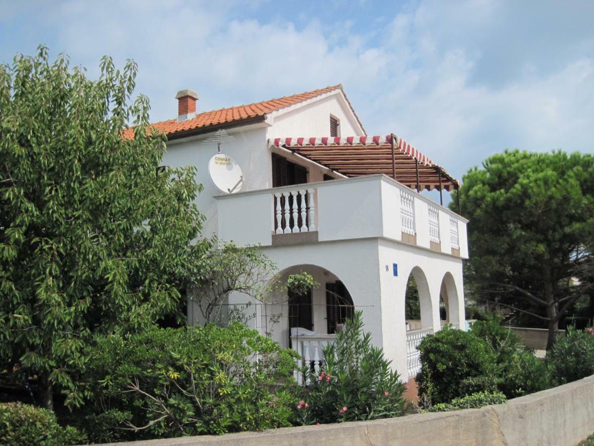 Apartments Tonkovic Корнич Екстер'єр фото